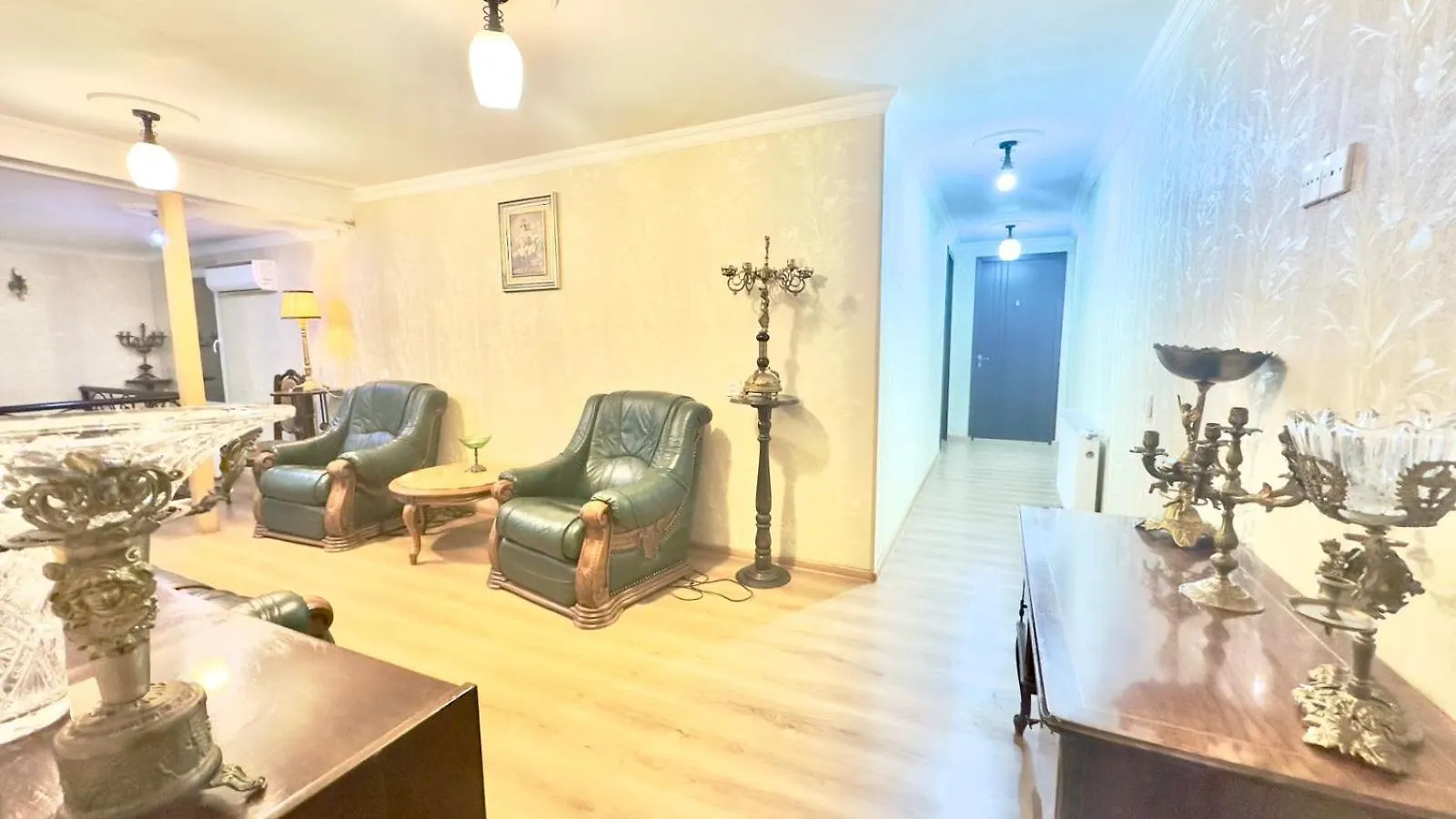 Six Rooms Tbilisi Lejlighed