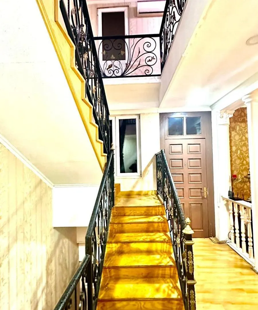 Lejlighed Six Rooms Tbilisi