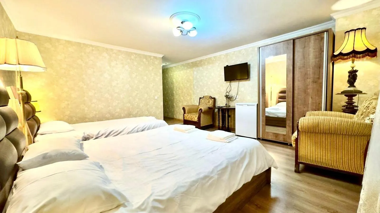 Lejlighed Six Rooms Tbilisi