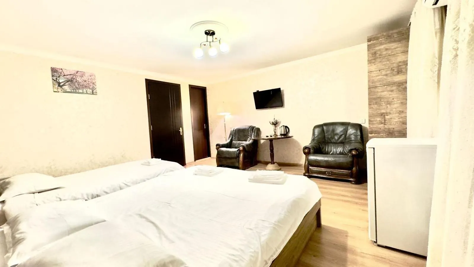 Six Rooms Tbilisi 0*,