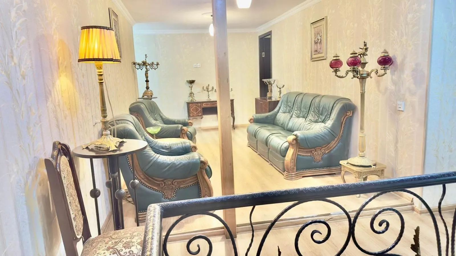 Six Rooms Tbilisi Lejlighed