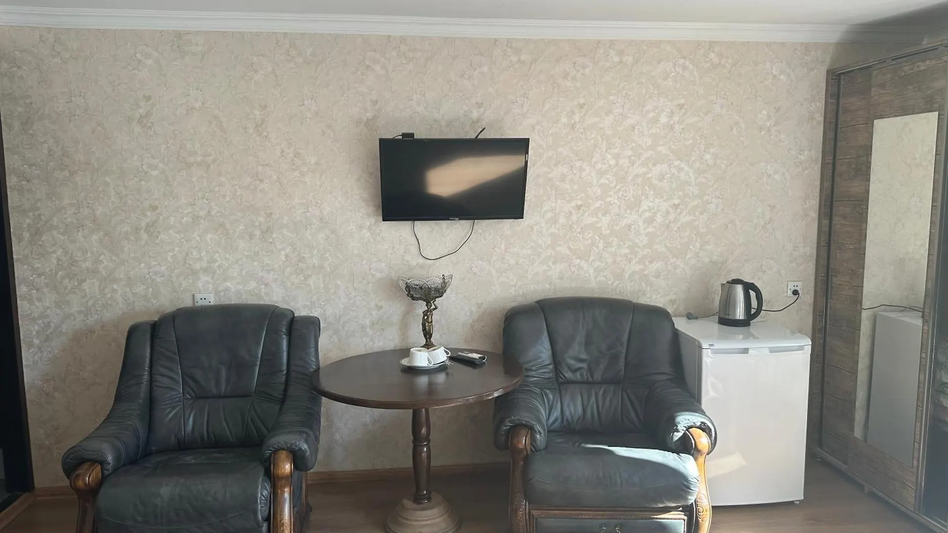 Lejlighed Six Rooms Tbilisi