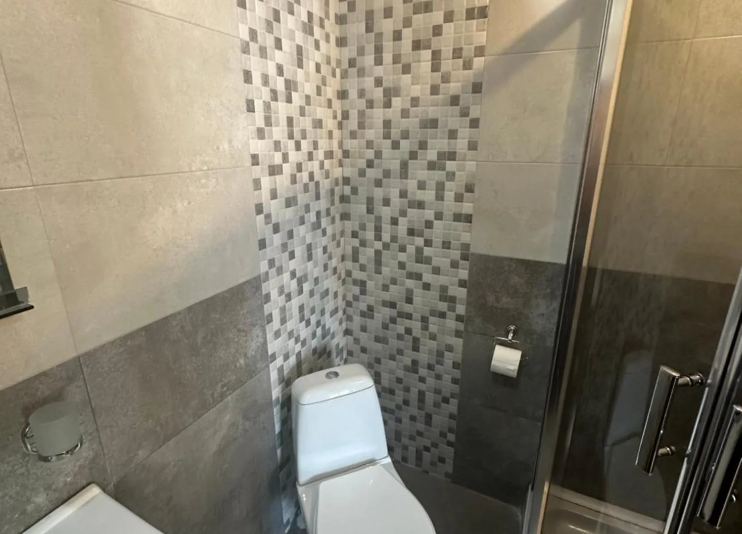 Six Rooms Tbilisi Georgien